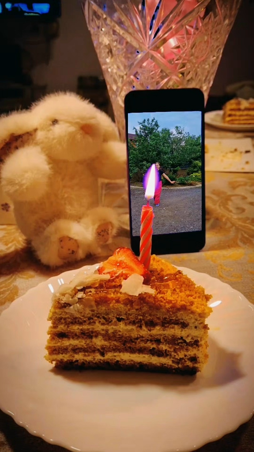 Видео