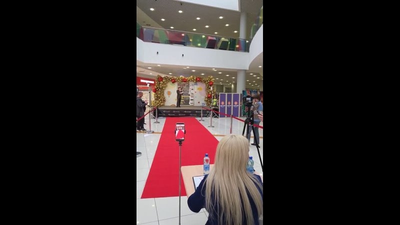 Видео